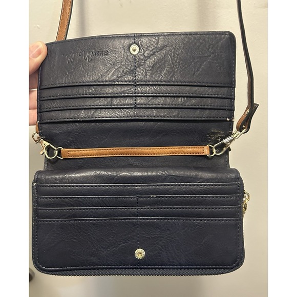 Simply Noelle Wallet Purse - Picture 4 of 8